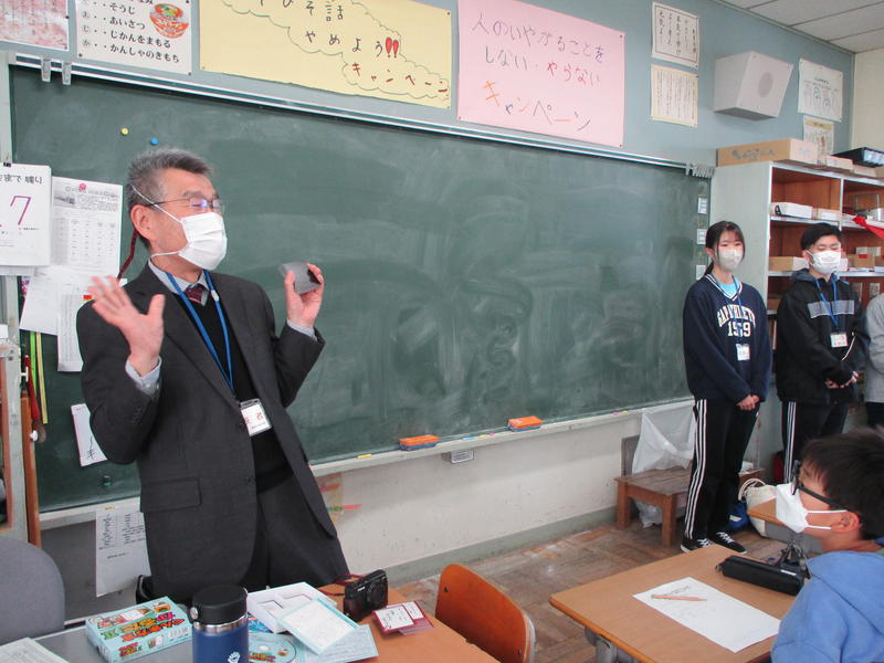 質問に驚く佐藤先生